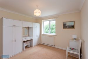 Bedroom- click for photo gallery